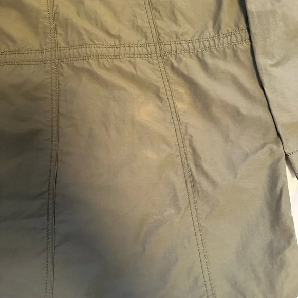 Eileen Fisher Jacket Women  M/L  Green Windbreaker Anorak Stowaway Lightweight - Picture 6 of 15
